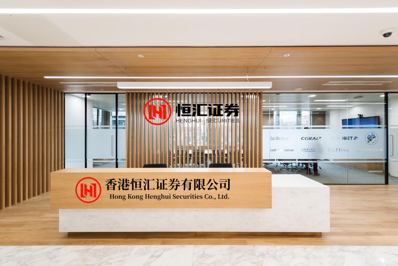 广州典丰 湖人最强替补内线已在阵中？广东名宿成最大惊喜湖媒呼吁给他合_贝兹利_1_CBA